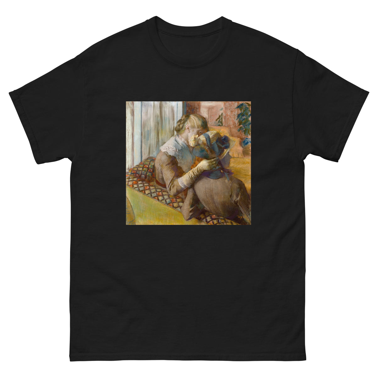 Black T-shirt At The Milliner Essential
